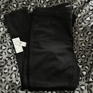 Like new- Old Navy pop icon skinny jeans